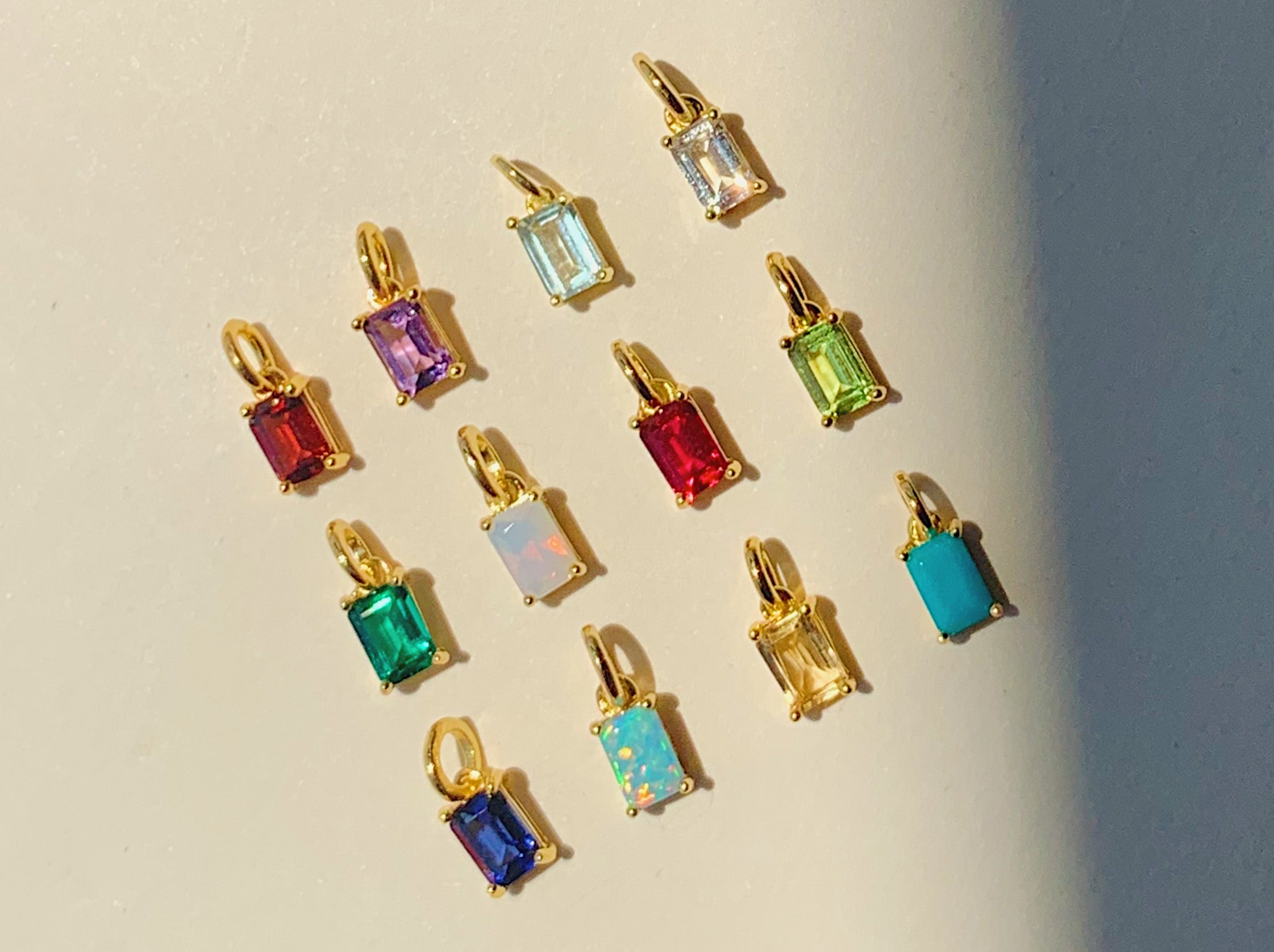 The Ultimate Guide to Choosing Your Birthstone Jewelry