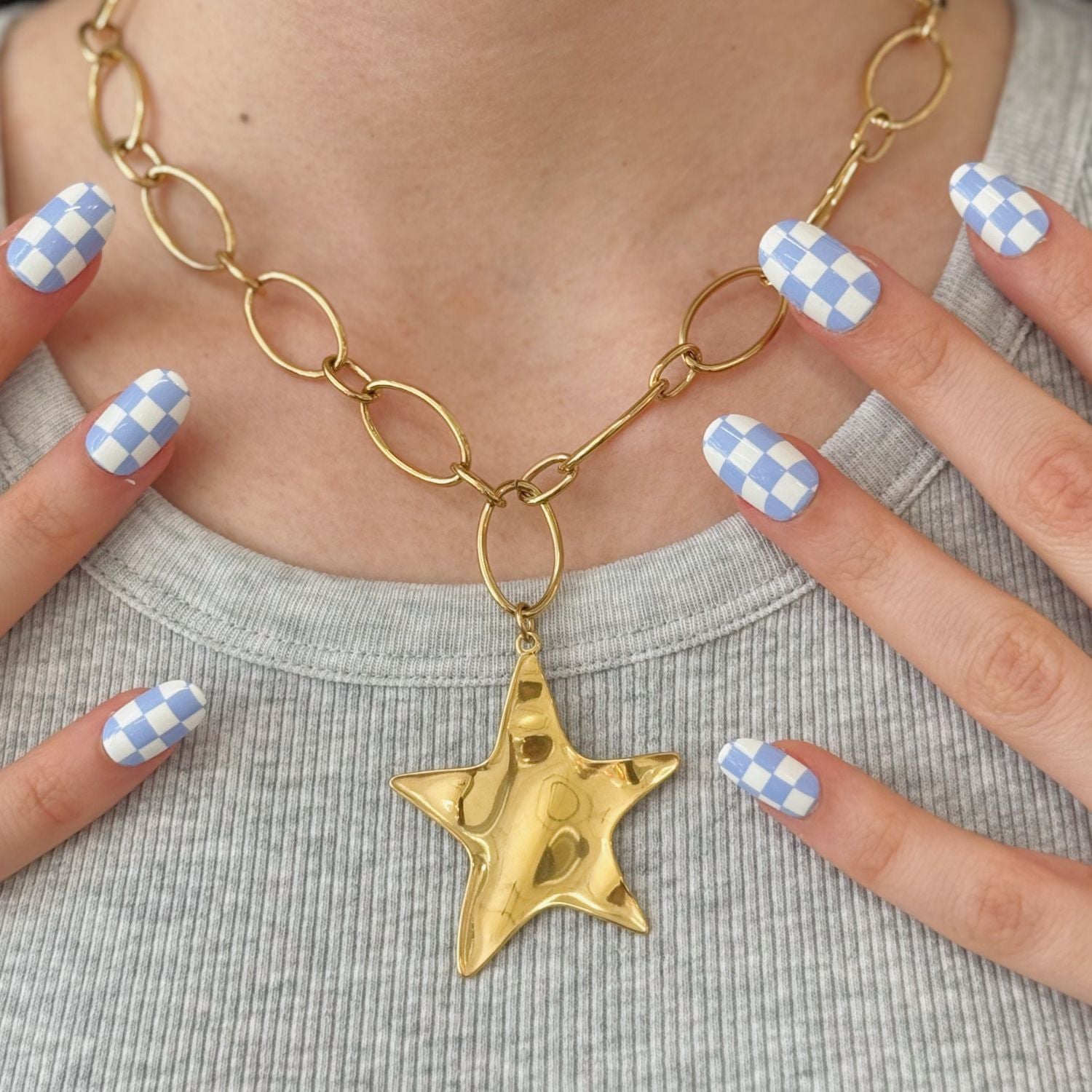 Chunky Hammered Star Necklace
