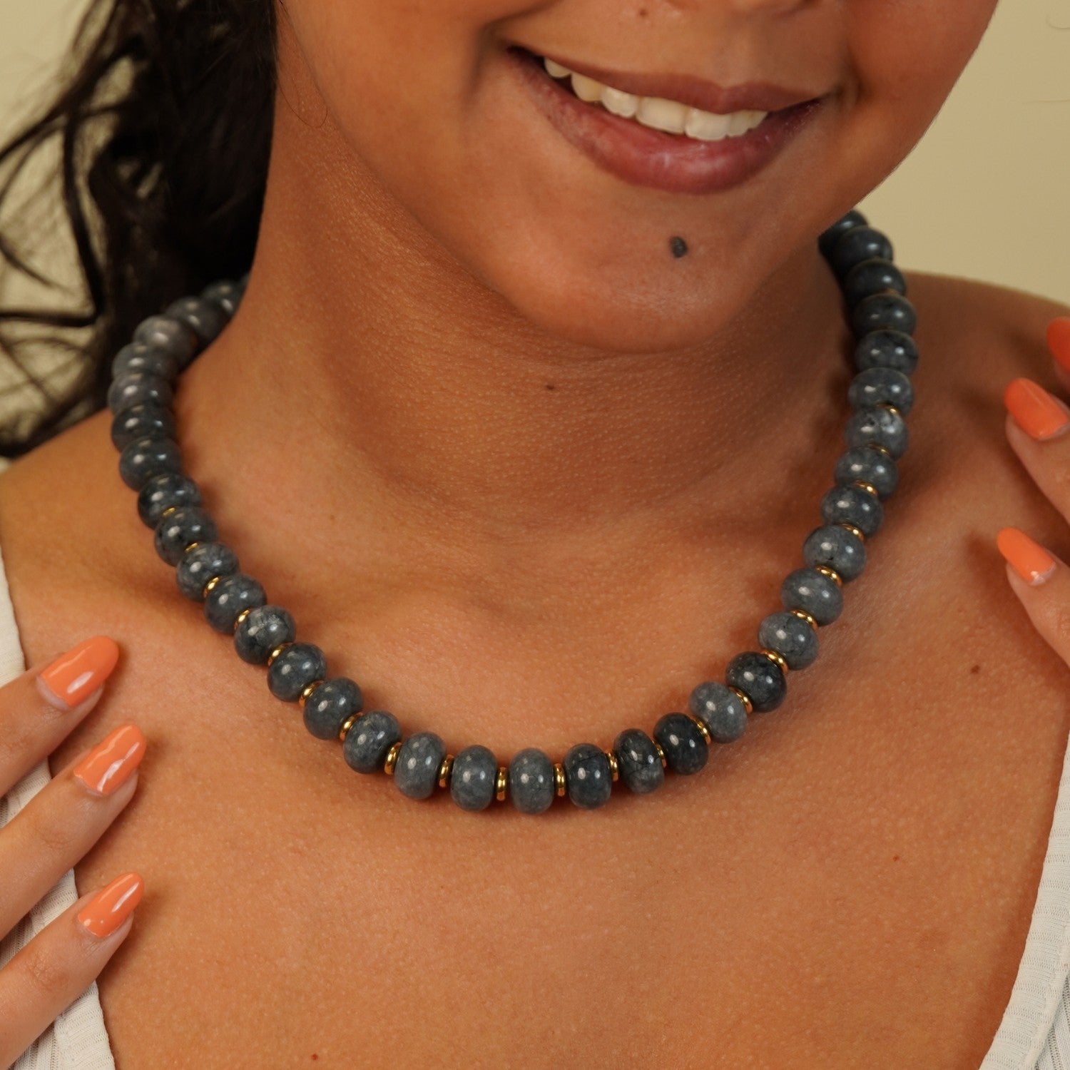 Grey Beaded Necklace Jane