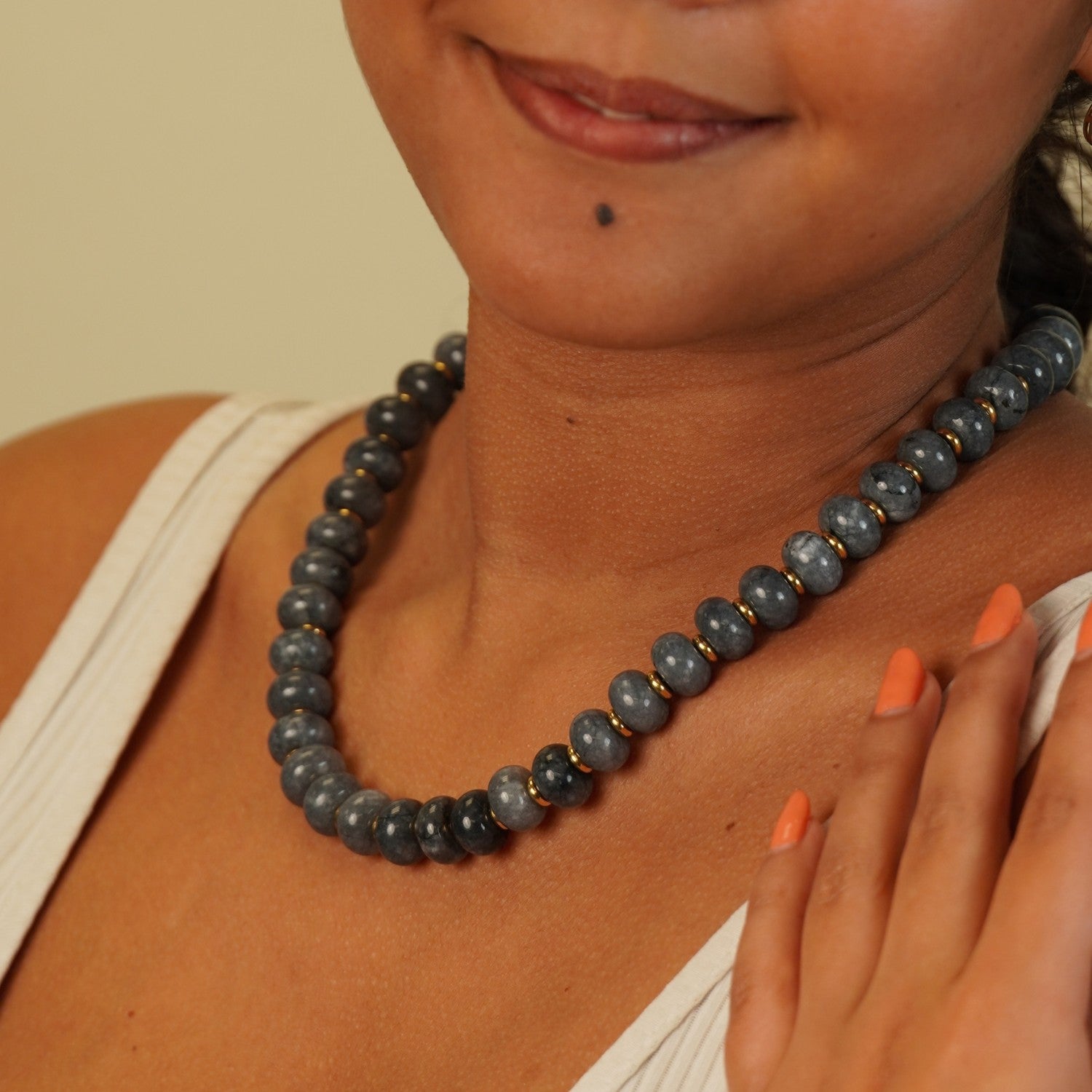 Grey Beaded Necklace Jane