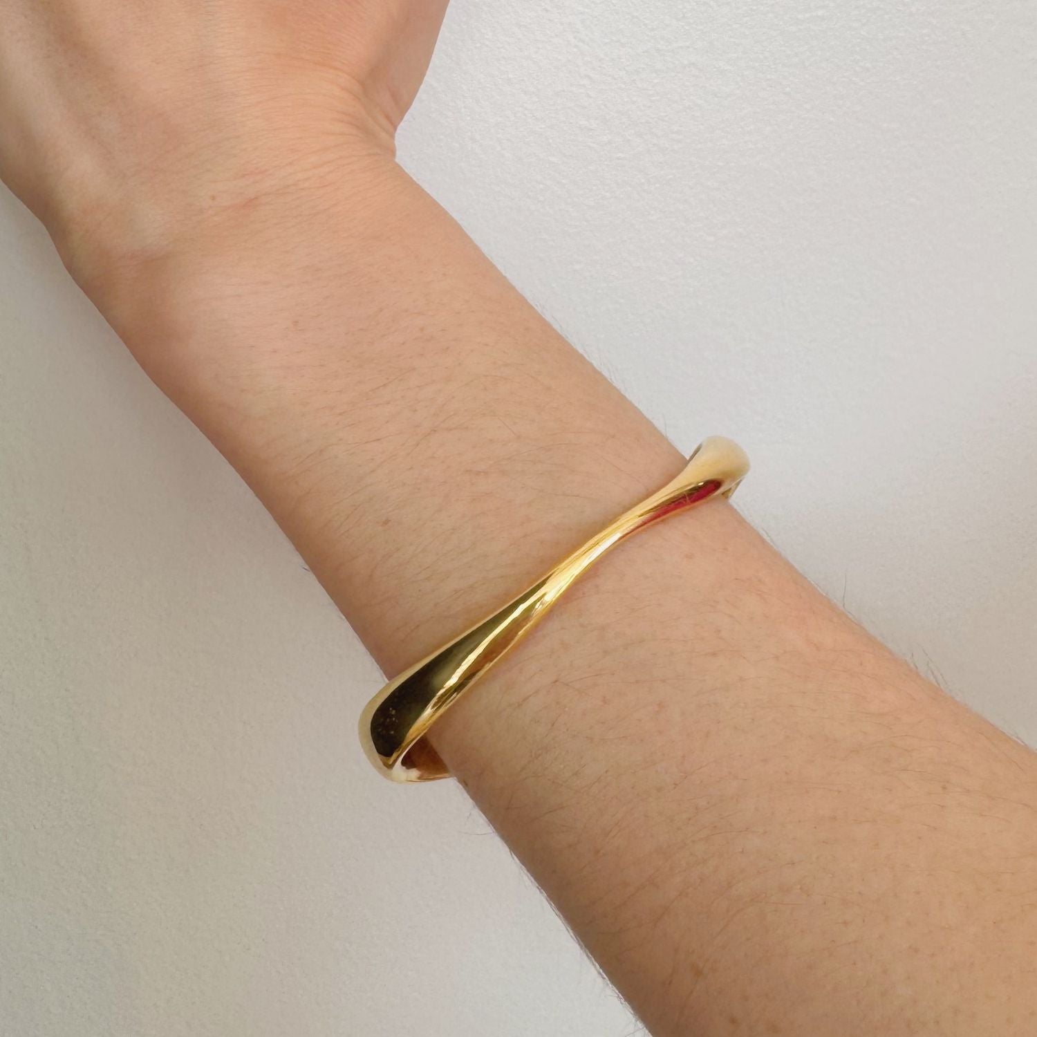 Wave Cuff Bracelet in 14k gold Stainless Steel