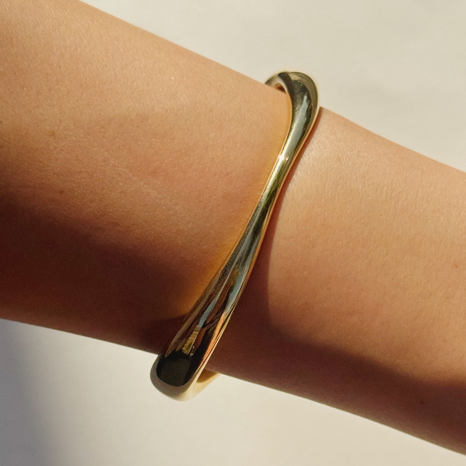 Wave Cuff Bracelet in 14k gold Stainless Steel