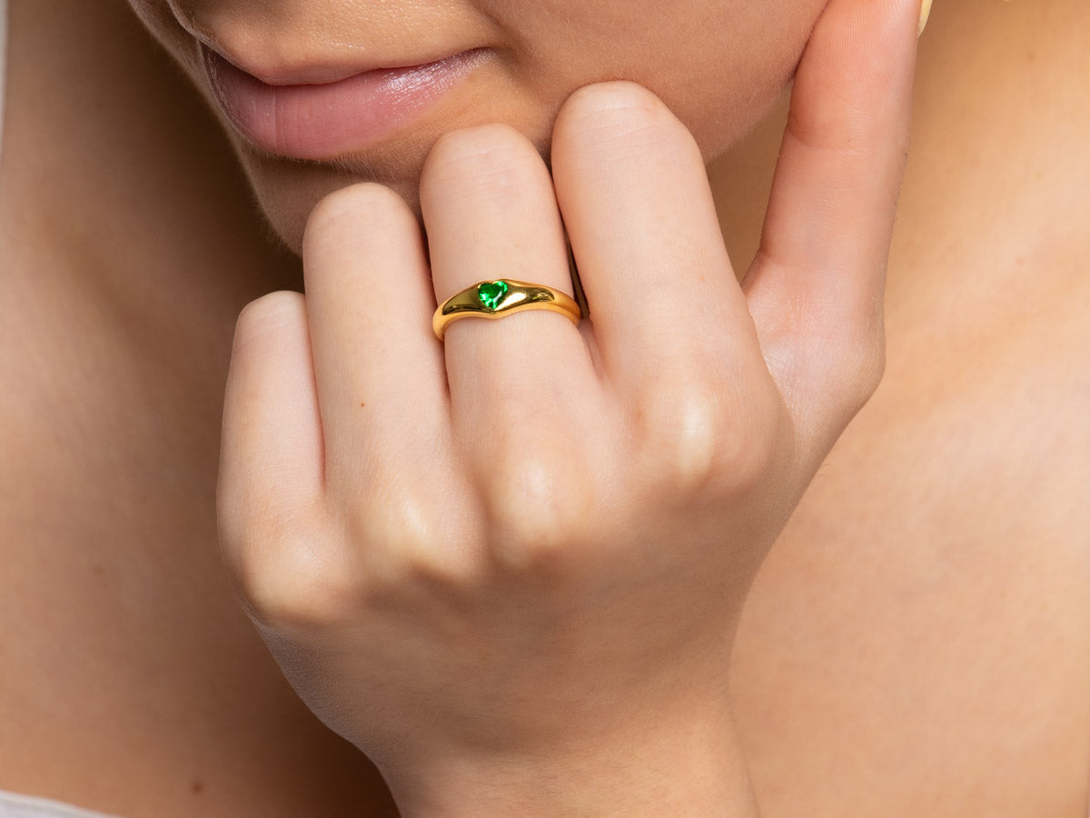 Amia Emerald Heart Gold Dome Ring