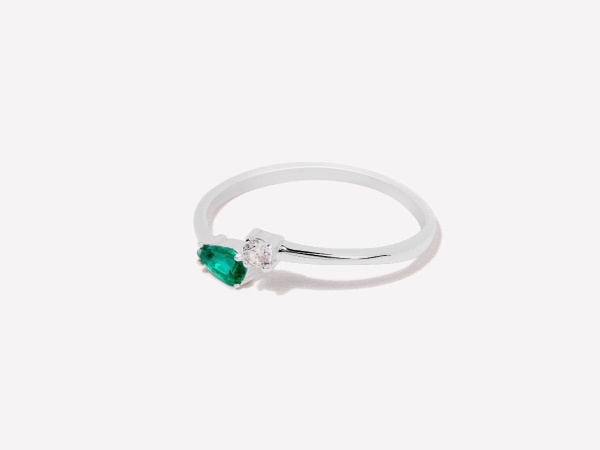 Serpentine Emerald Sterling Silver Ring