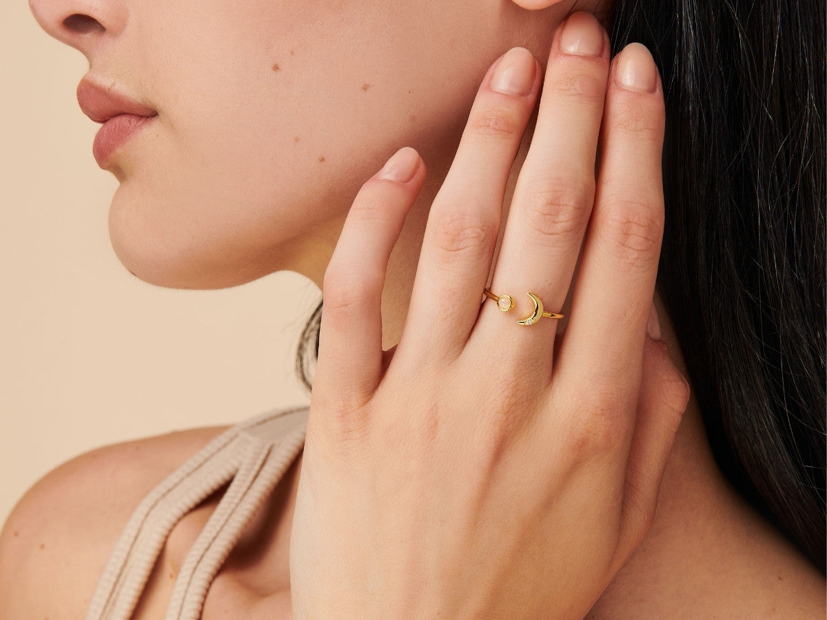 Ming Crescent Moon Moonstone Ring in Gold Plated Silver