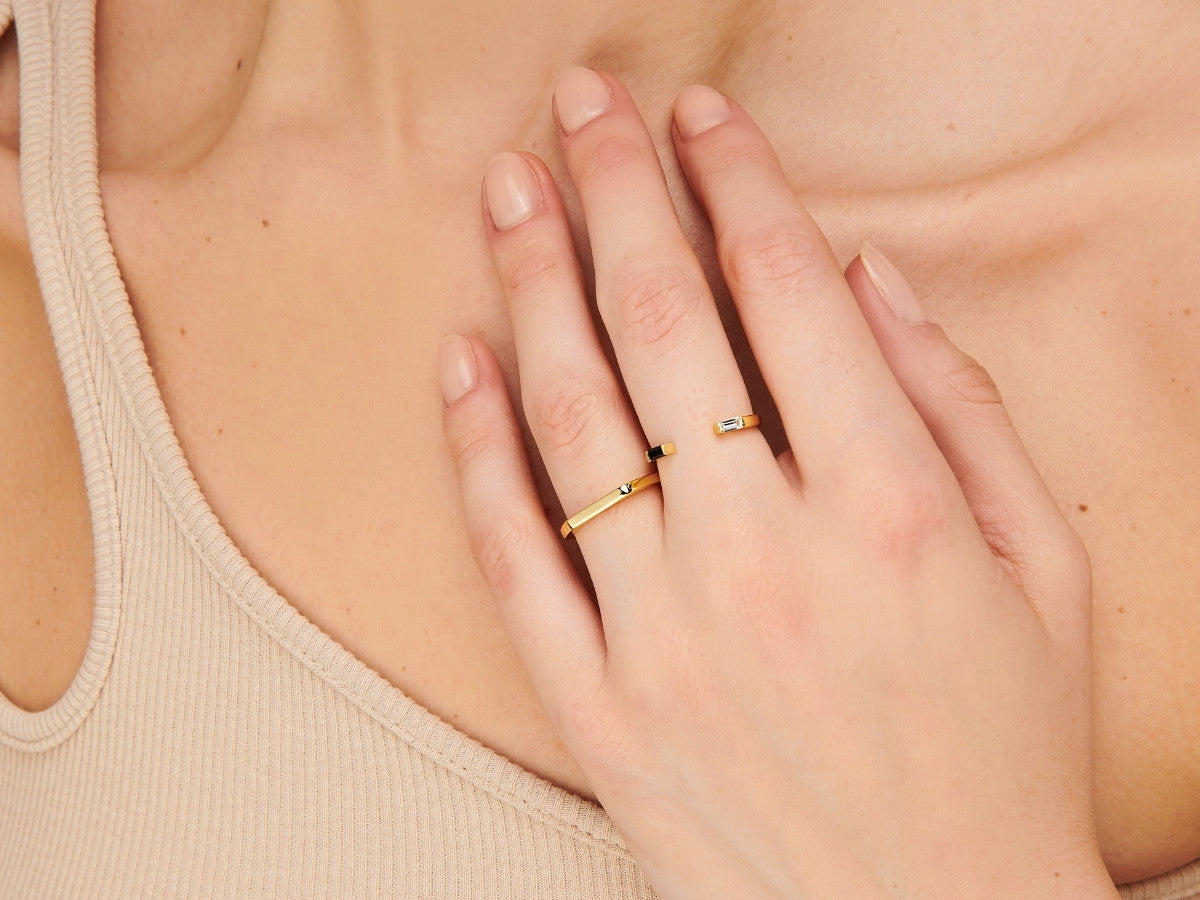 Slim Bar Signet Ring in Gold Plated Silver